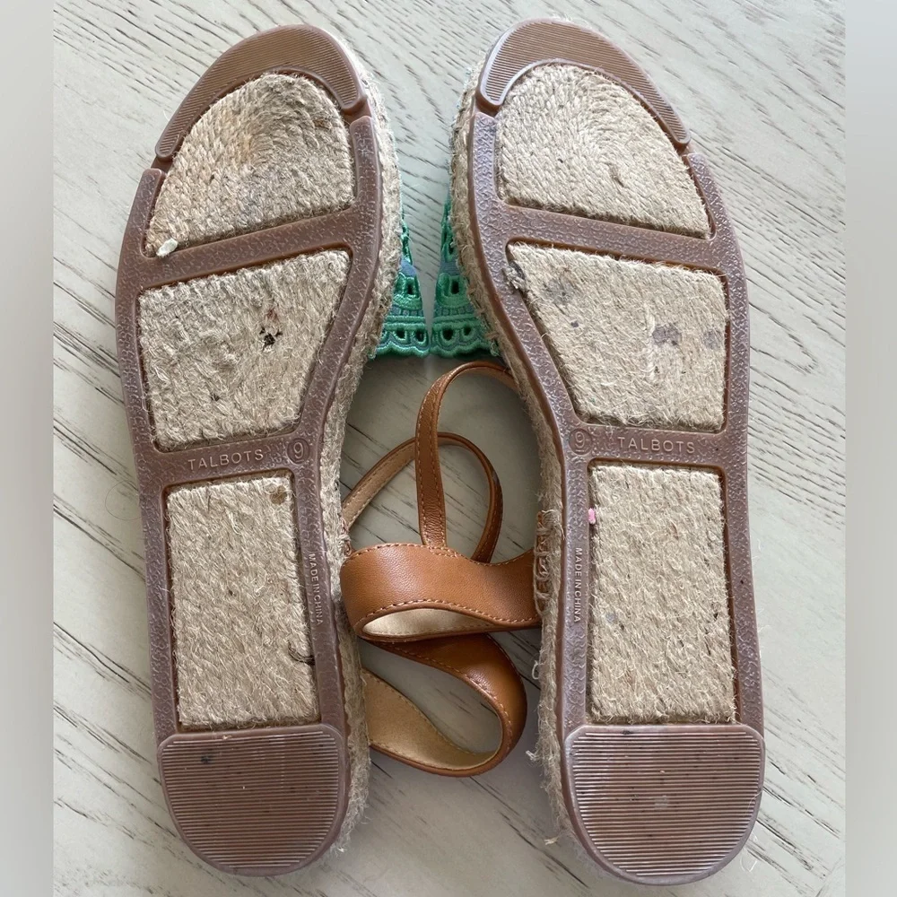 TALBOTS IZZY D'ORSAY CHAMBRAY EYELET ESPADRILLE SANDALS SIZE 9